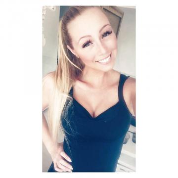 GimmeMore22 uit Nordrhein-Westfalen,Duitsland