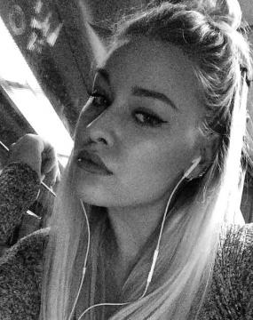 Monique90 uit Brandenburg,Duitsland