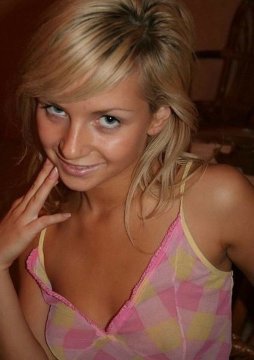 Sexy-LuderCorinna32 uit Nordrhein-Westfalen,Duitsland