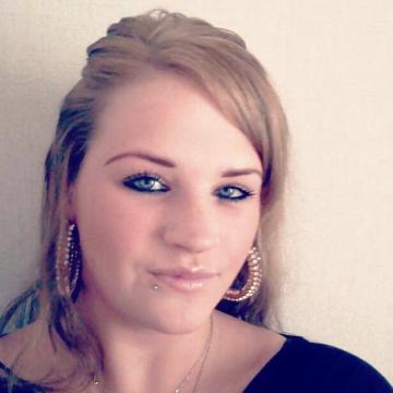 Tinchen97 uit Berlin,Duitsland