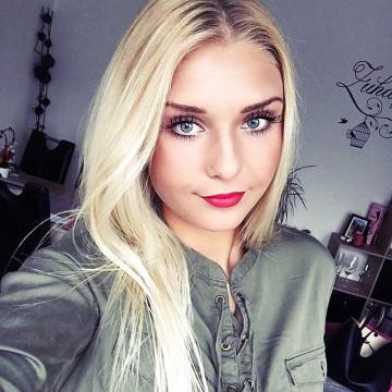 annkatrin uit Brandenburg,Duitsland
