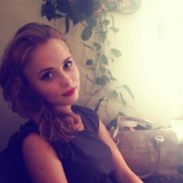 brave natalia uit Nordrhein-Westfalen,Duitsland