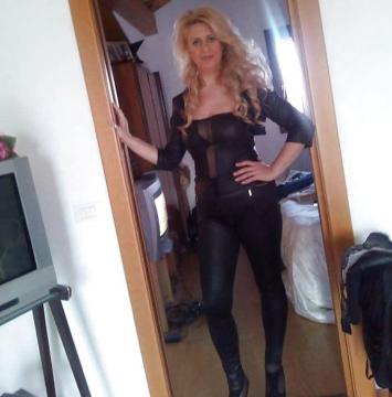 martina milf uit Nordrhein-Westfalen,Duitsland