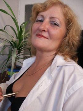 sexy sekretärin uit Niedersachsen,Duitsland