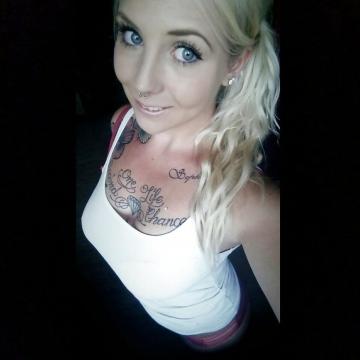 tattooooo girl uit Bayern,Duitsland